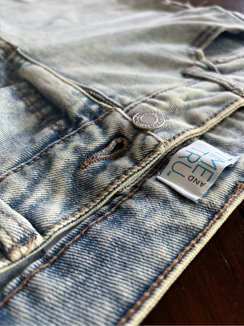TRENDY 'Time and True’ Light Wash Denim Jeans